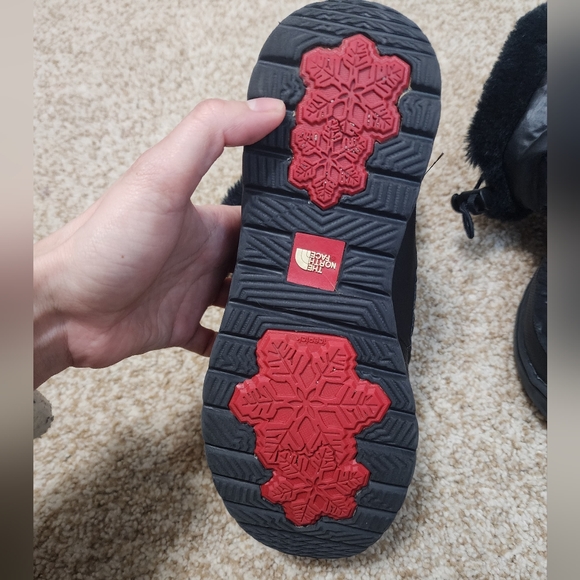 The North Face Nuptse Bootie size 7 - Picture 5 of 6